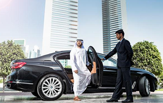 rent a car with driver in dubai